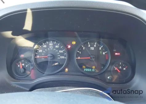 2010 Jeep Compass Sport from USA, damaged, VIN 1J4NT4FA1AD516778